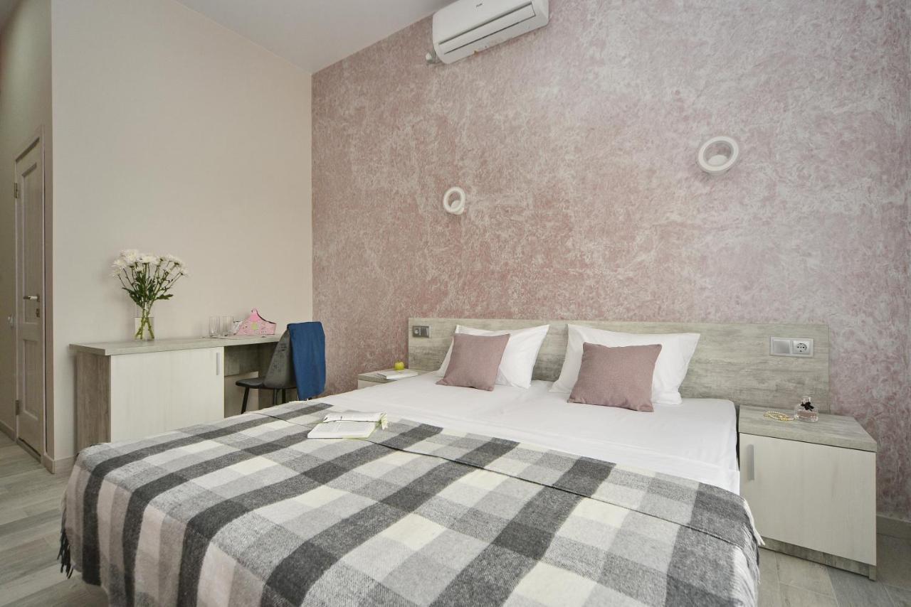 Play Hotel By Ribas Kherson Bagian luar foto